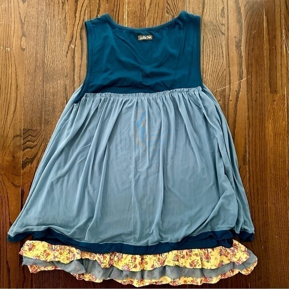 Matilda Jane Layered Womens Tank - Picture 2 of 4